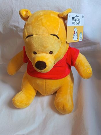 Winnie l’Ourson Peluche avec Son 28cm