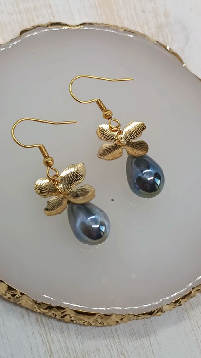 Jolie paire de boucles