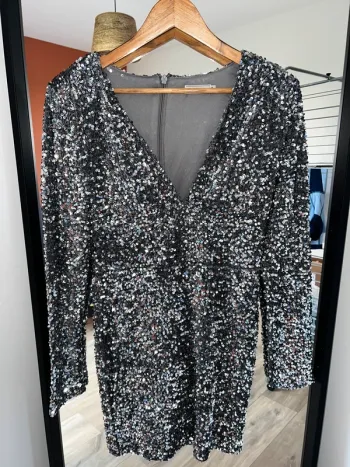Robe pailletée BadGal M