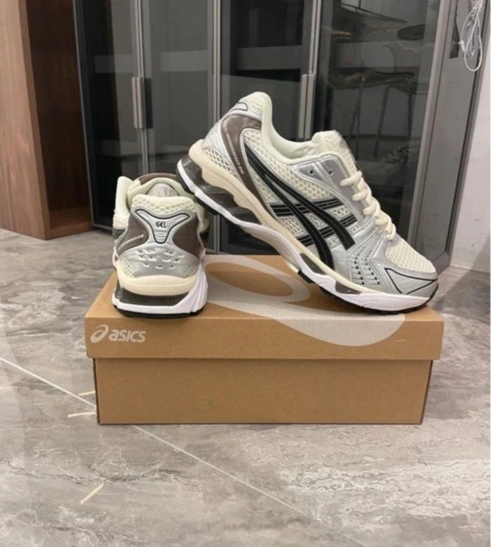 Asics Gel Kayano 14 - photo numéro 4