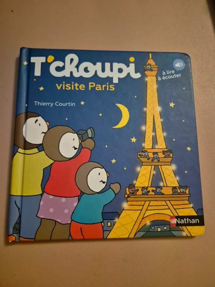 Tchoupi visite Paris