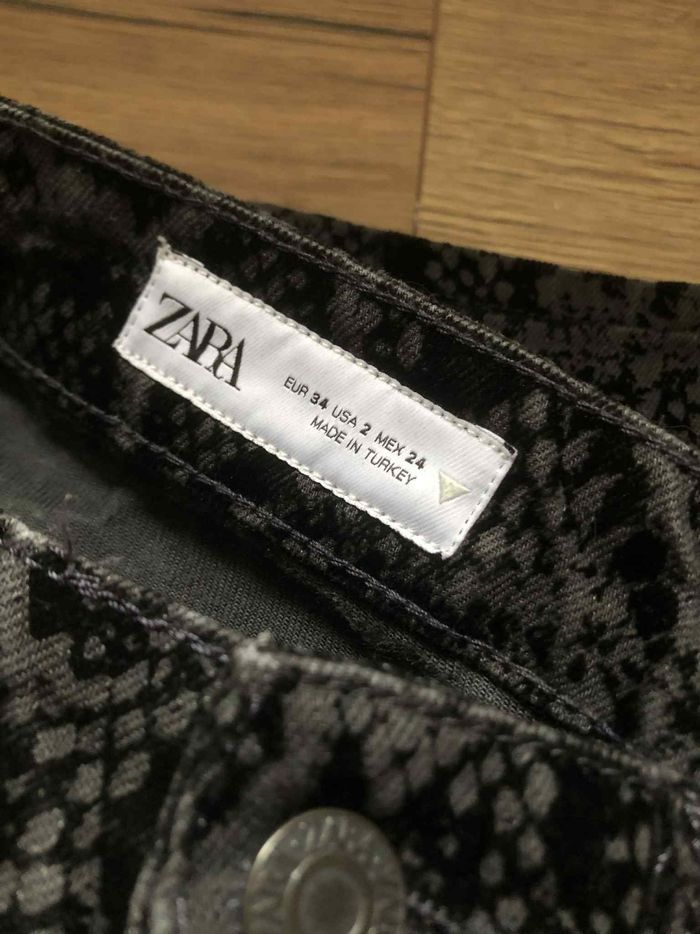 Lot de 2 jeans Zara noir et gris - photo numéro 3