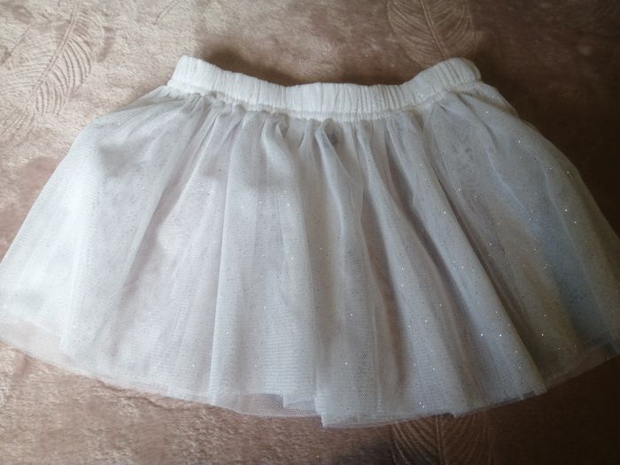 Jupe dentelle blanche avec paillettes