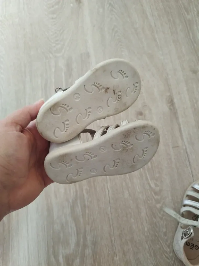 2 paires de chaussures été - photo numéro 5
