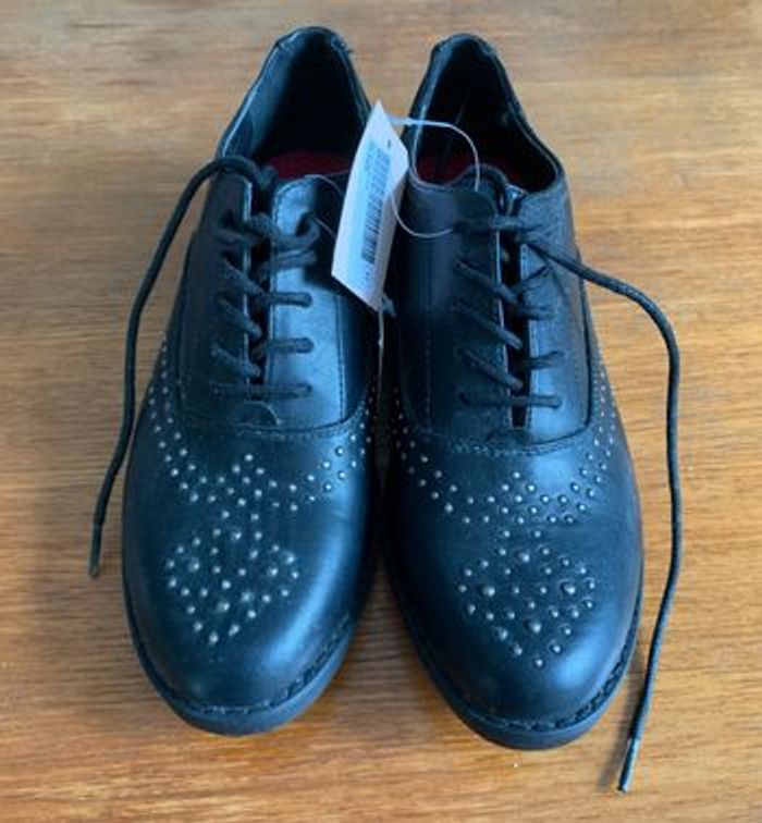 Chaussures neuves Merry Scott 37