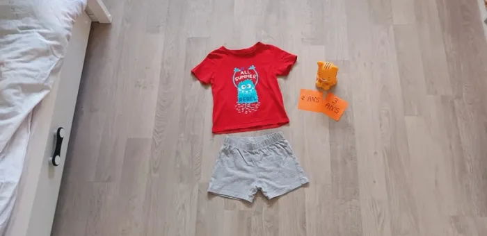 Pyjama garçon été tee-shirt short monstre taille 2-3 ans