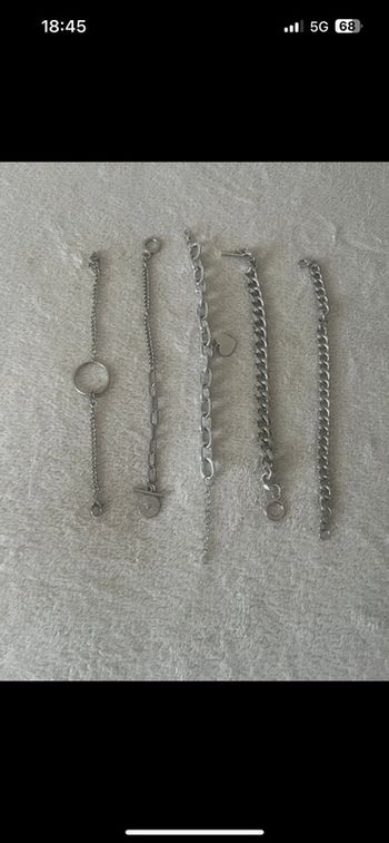 5 bracelets fantaisie – Styles variés