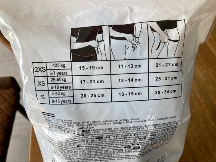 Lot : Protèges-poignets, protèges-coudes et protèges-genoux bleue - photo numéro 3