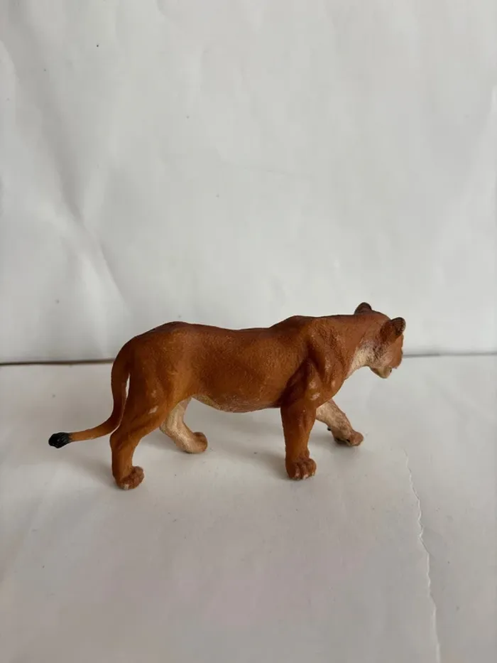 Lionne papo - photo numéro 3