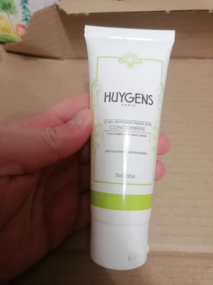 Gel nettoyant visage jour. Huygens