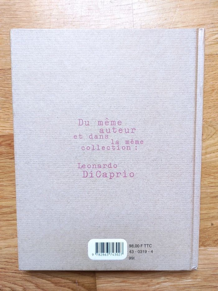 Livre Brad PITT - photo numéro 2