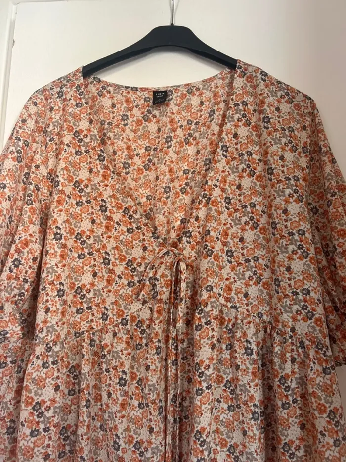 Blouse fleurie - photo numéro 2