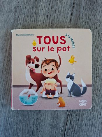 Livre tous sur le pot
