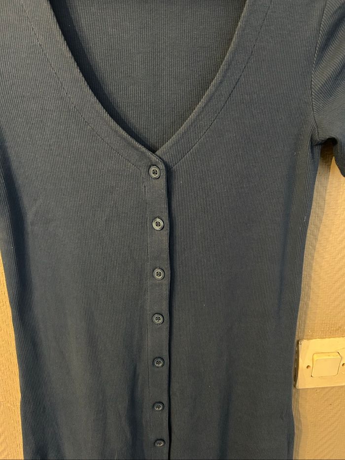 Robe longue côtelée et boutonnée - photo numéro 3