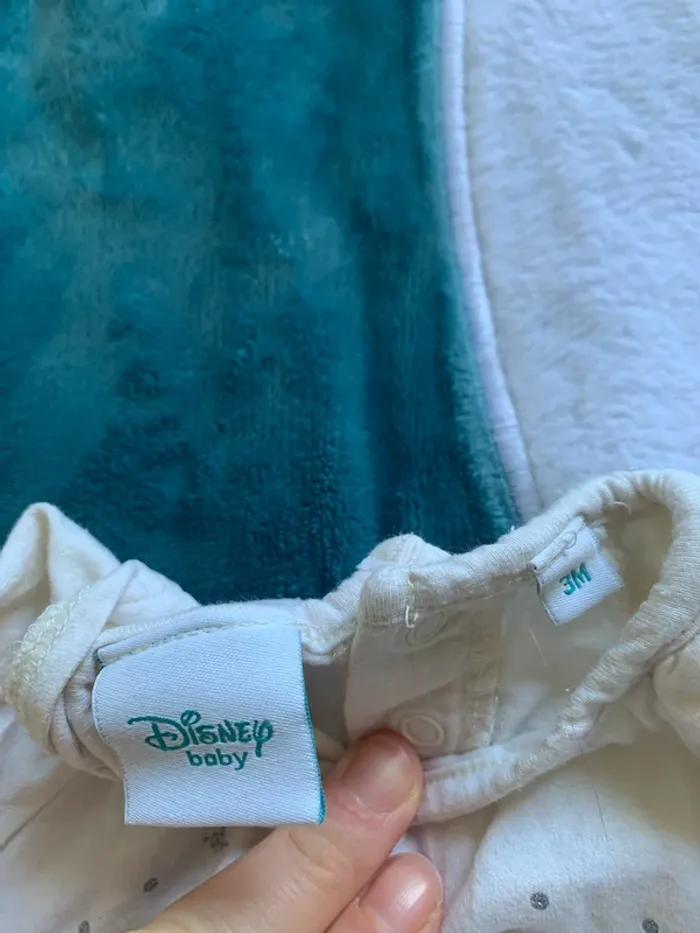 Ensemble Disney et dpam 3 mois - photo numéro 2
