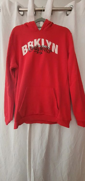 Pull capuche neuf