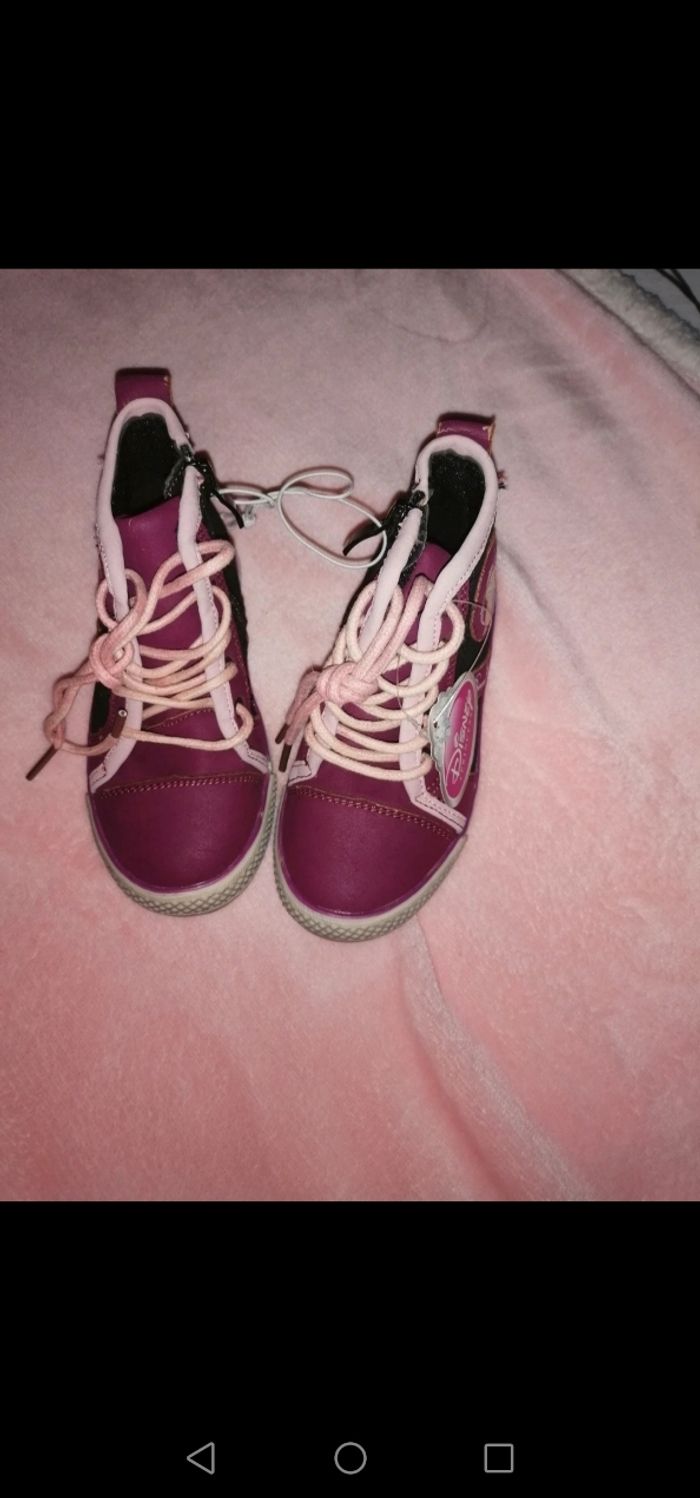 Chaussure bébé fille neuf