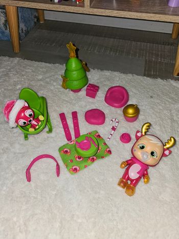 🍼 Cry Babies Spécial Noël 🎄 – Complet – Accessoires inclus – Très bon état