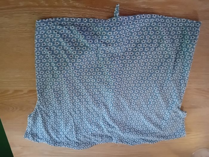 T-shirt Okaïdi fille 14 ans - Excellent état - photo numéro 2