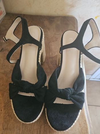 Sandales compensées 