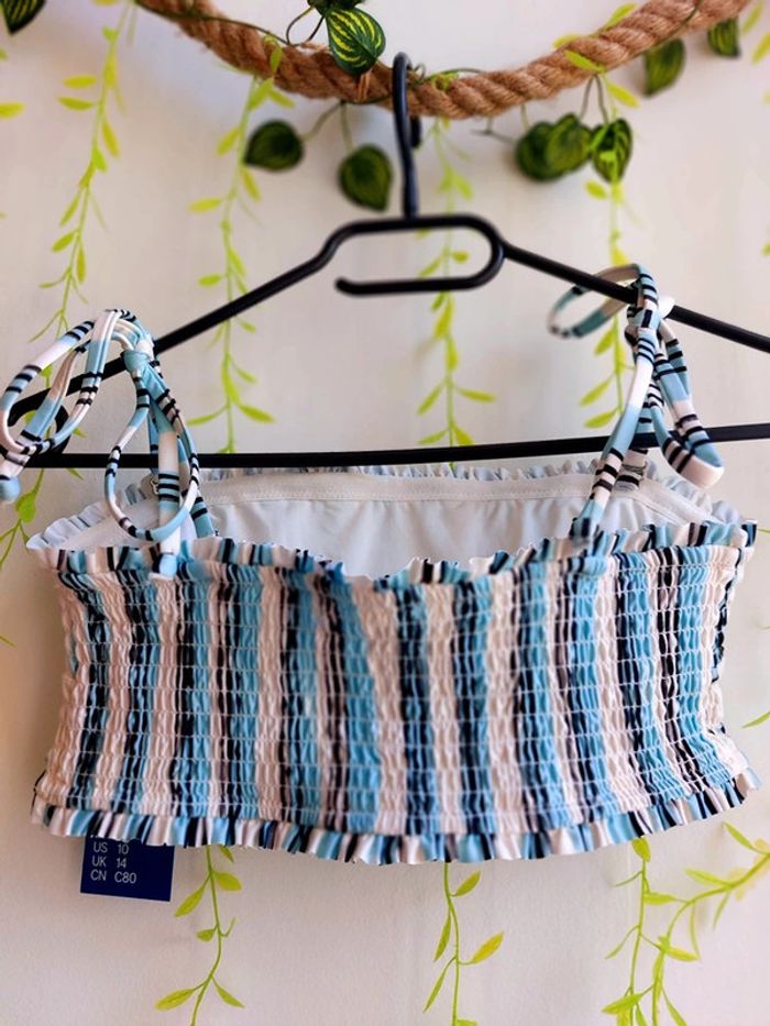 Crop Top H&M – Taille L – Bleu clair – État : Neuf avec étiquette - photo numéro 2