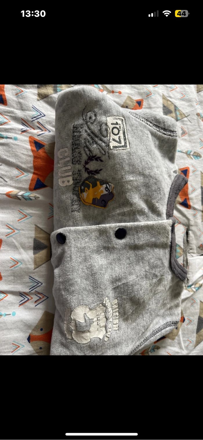 Pyjama 1 mois - photo numéro 2