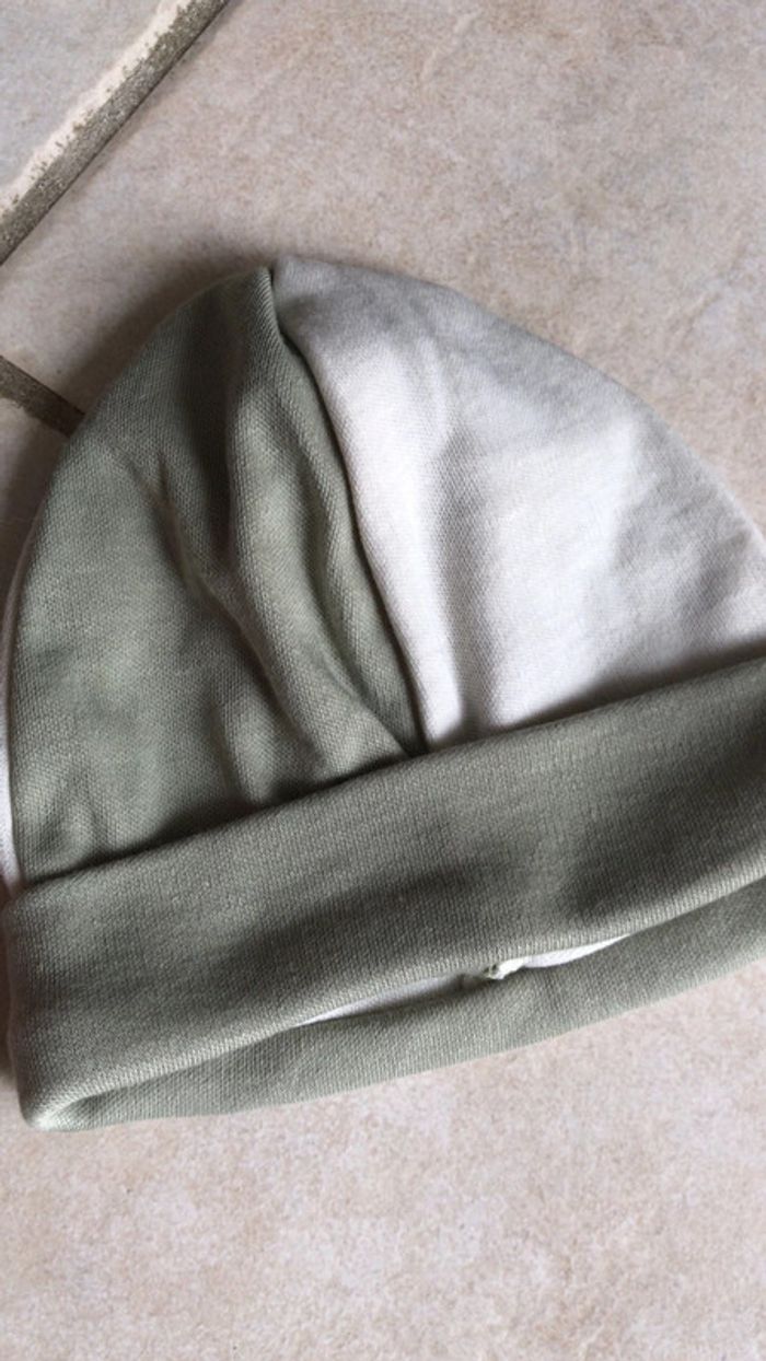 Bonnet - photo numéro 2