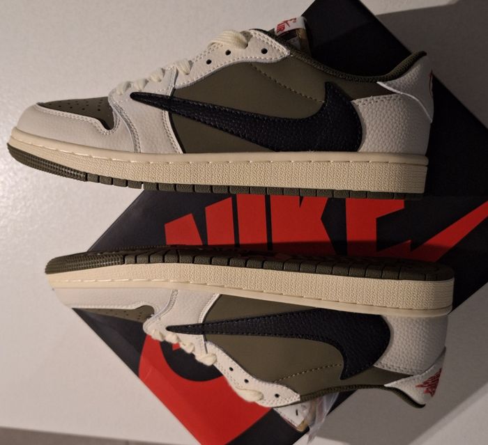 Black friday Nike air Jordan Travis Skott  taille 40 neuve avec étiquettes 🏷 - photo numéro 2