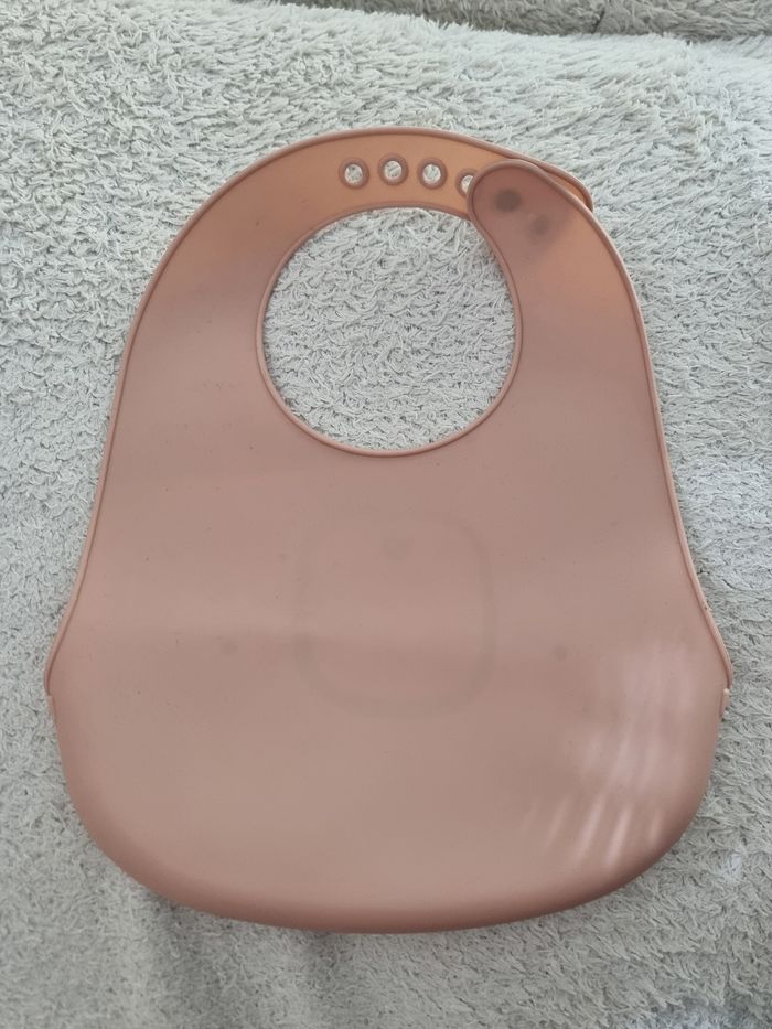 Bavoir silicone - photo numéro 3