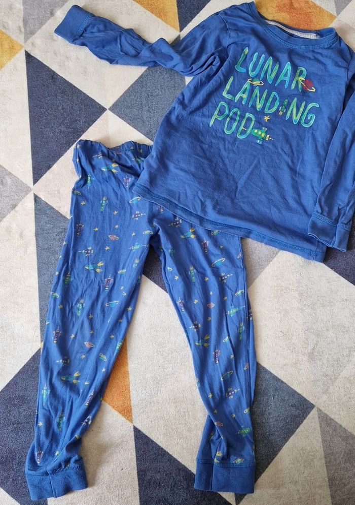 Pyjamas 2 pièces 5 ans - photo numéro 2