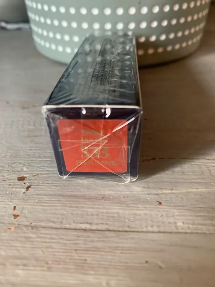 Rouge à lèvres Estée Lauder mat - photo numéro 9