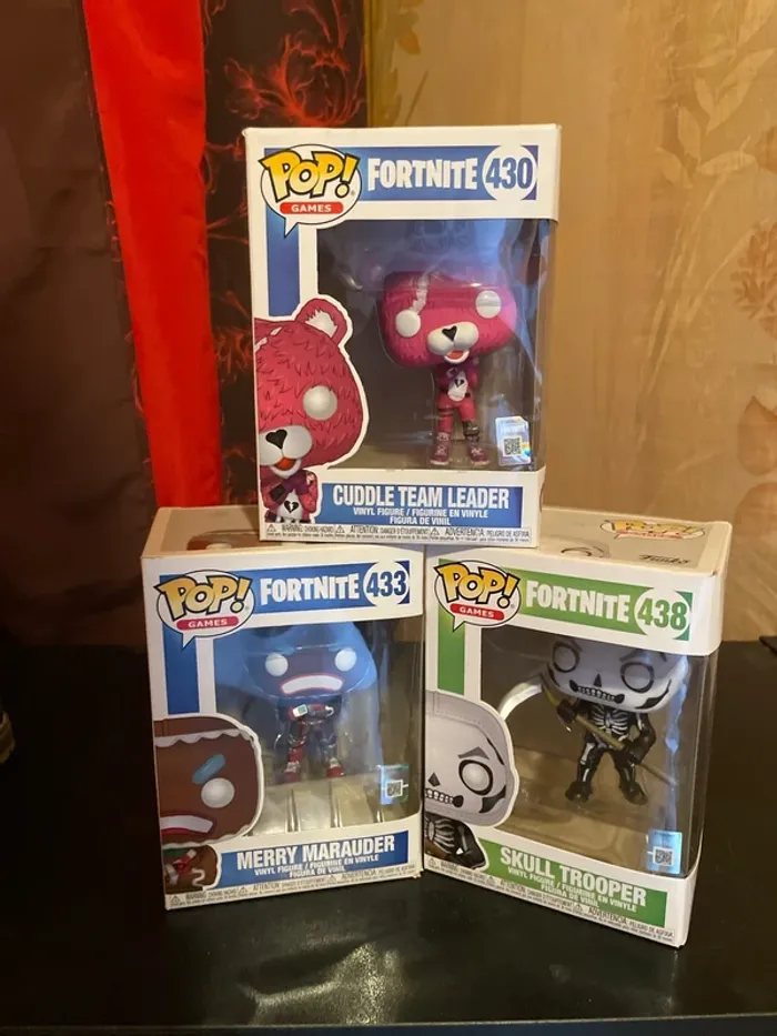 Lot de 3 figurines pop fortnite