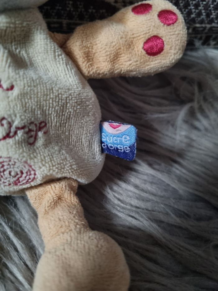 Doudou chat Cajou avec mouchoir intégré - photo numéro 3