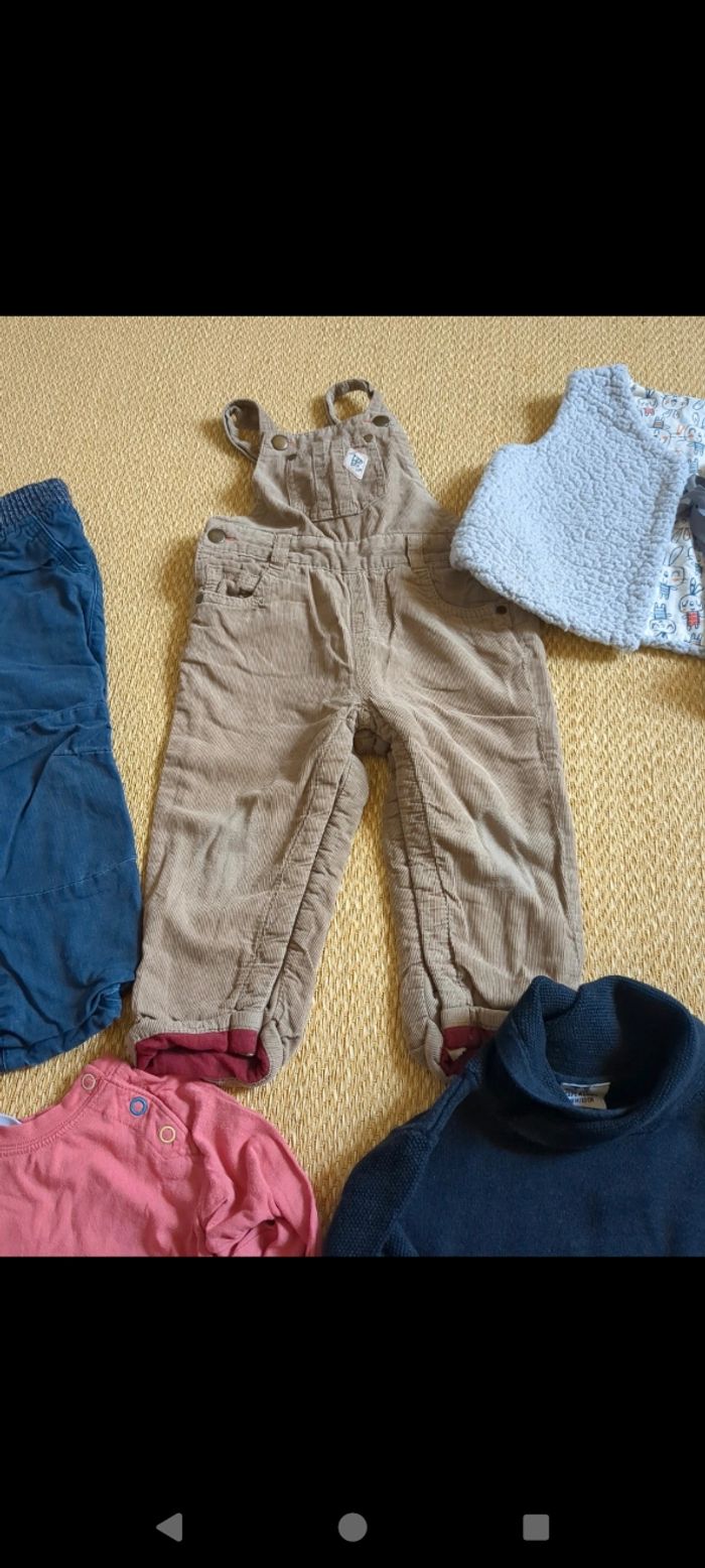 Lot de 8 vêtements automne/hiver garçon 18 mois - photo numéro 4