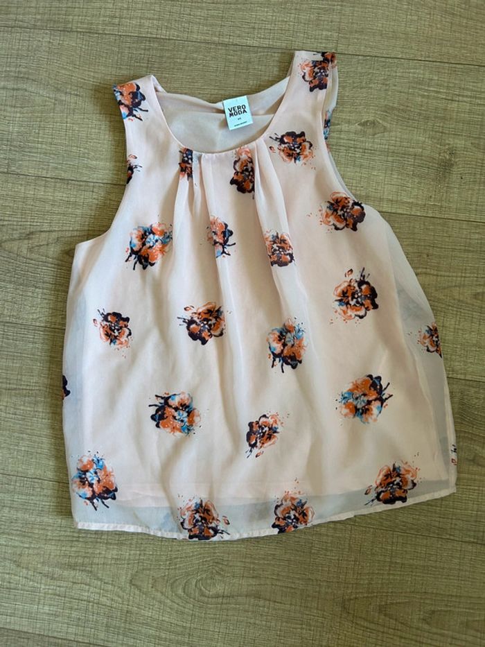 Blouse rose et fleurie sans manches Vero Moda taille XS jamais portée - photo numéro 11