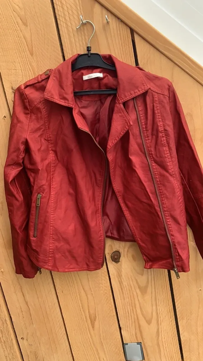 Veste simili cuir rouge - photo numéro 4