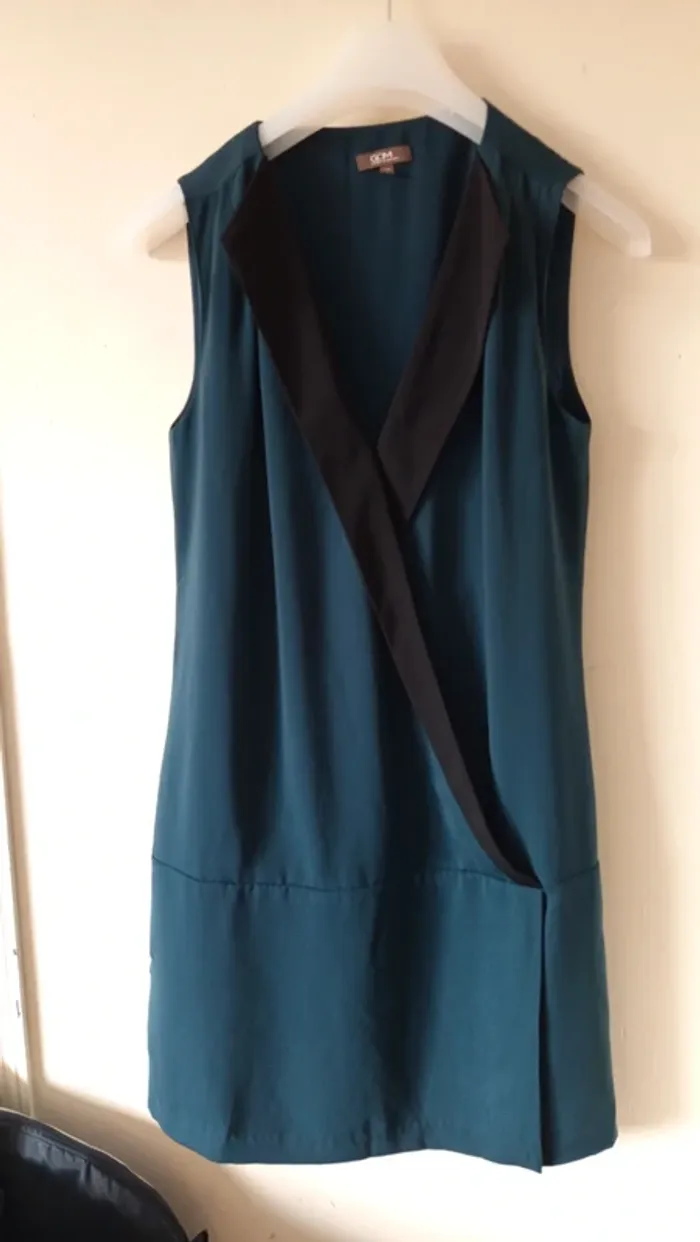 Robe verte GDM taille 36 - photo numéro 2