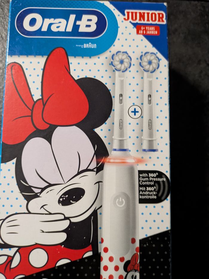 Brosse à dents minnie oral b - photo numéro 3