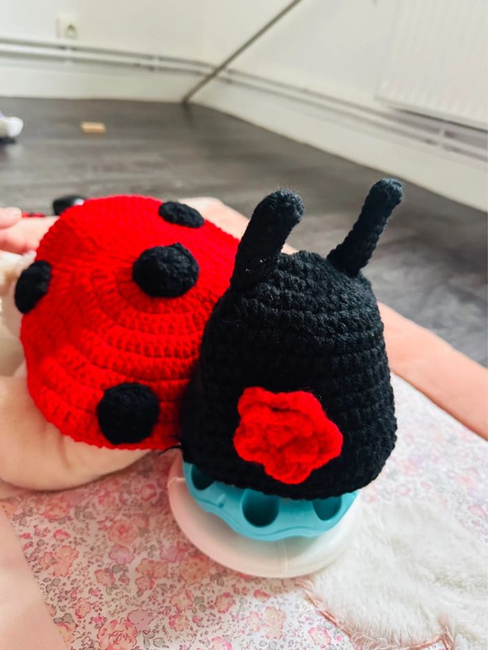 Tenue de photo naissance tricoter coccinelle - photo numéro 2