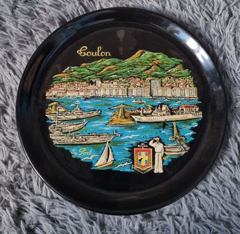 Assiette décorative Toulon vintage