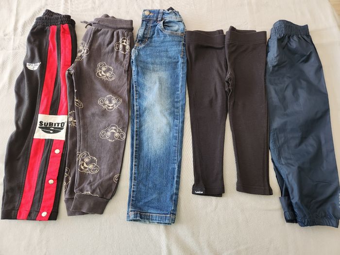 Lot 18 vêtements 5 ans garçon - photo numéro 3