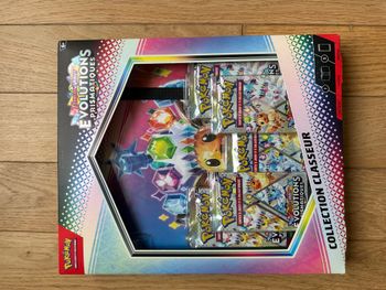 Classeur Pokemon Evolutions Prismatiques EV 8.5