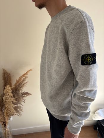 Pull gris