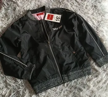 Bombers 8 ans neuve étiquetter 💐