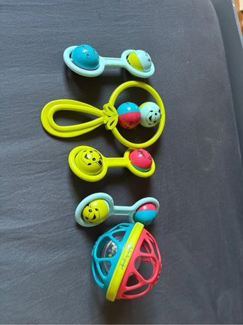 Lots hochets