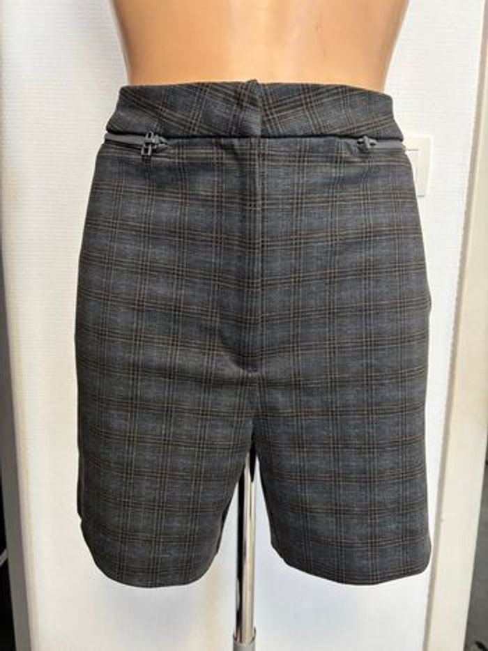 Short classique - photo numéro 1
