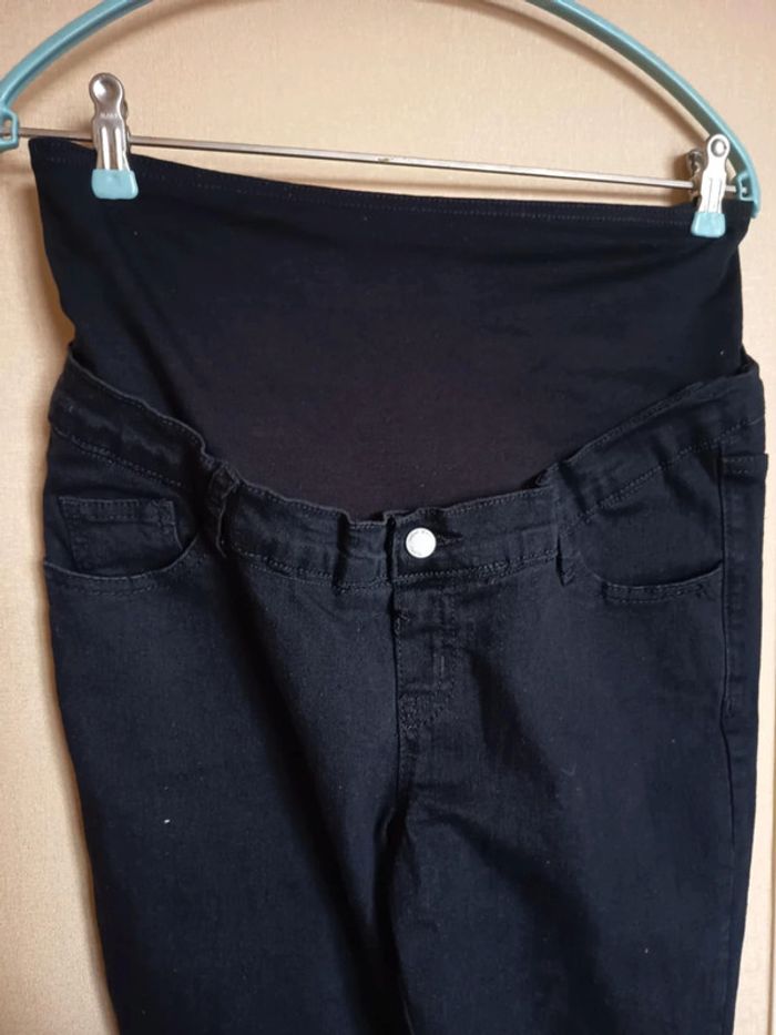 Pantalon grossesse, jeans noir. Marque shein. - photo numéro 2