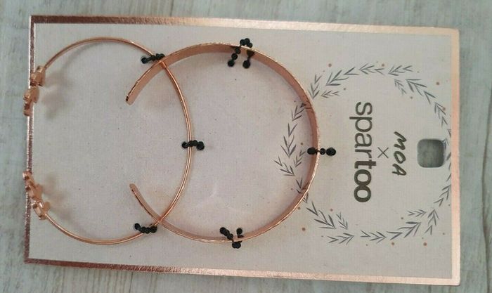 Lot de 2 bracelets fantaisie ajustable au poignet - photo numéro 2
