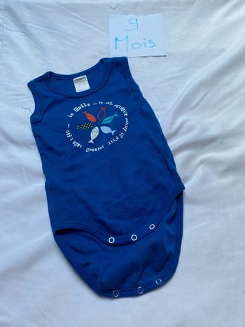 Bodie petit bateau 9 mois très bon état