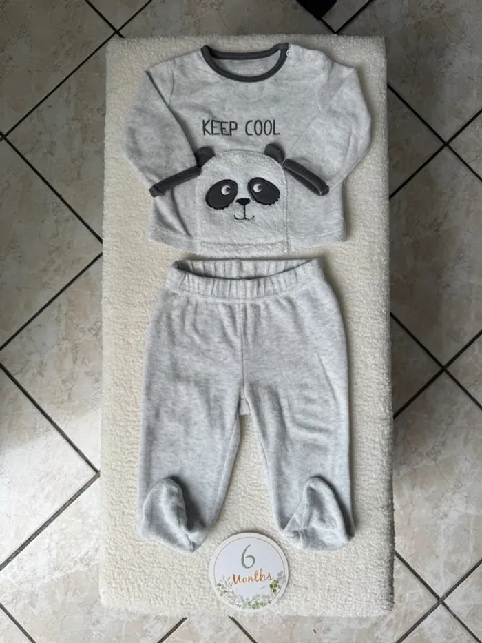 Pyjama 2 pièces • in extenso • taille 6 mois